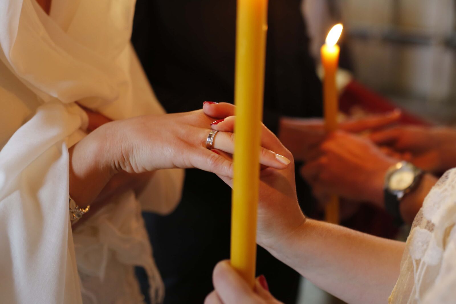 Canon EOS 5D Mark III sample photo. Candlelight, candles, ceremony, finger photography
