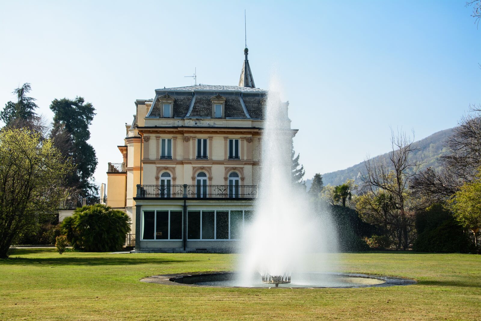 Nikon D5200 sample photo. Villa taranto, lago maggiore photography