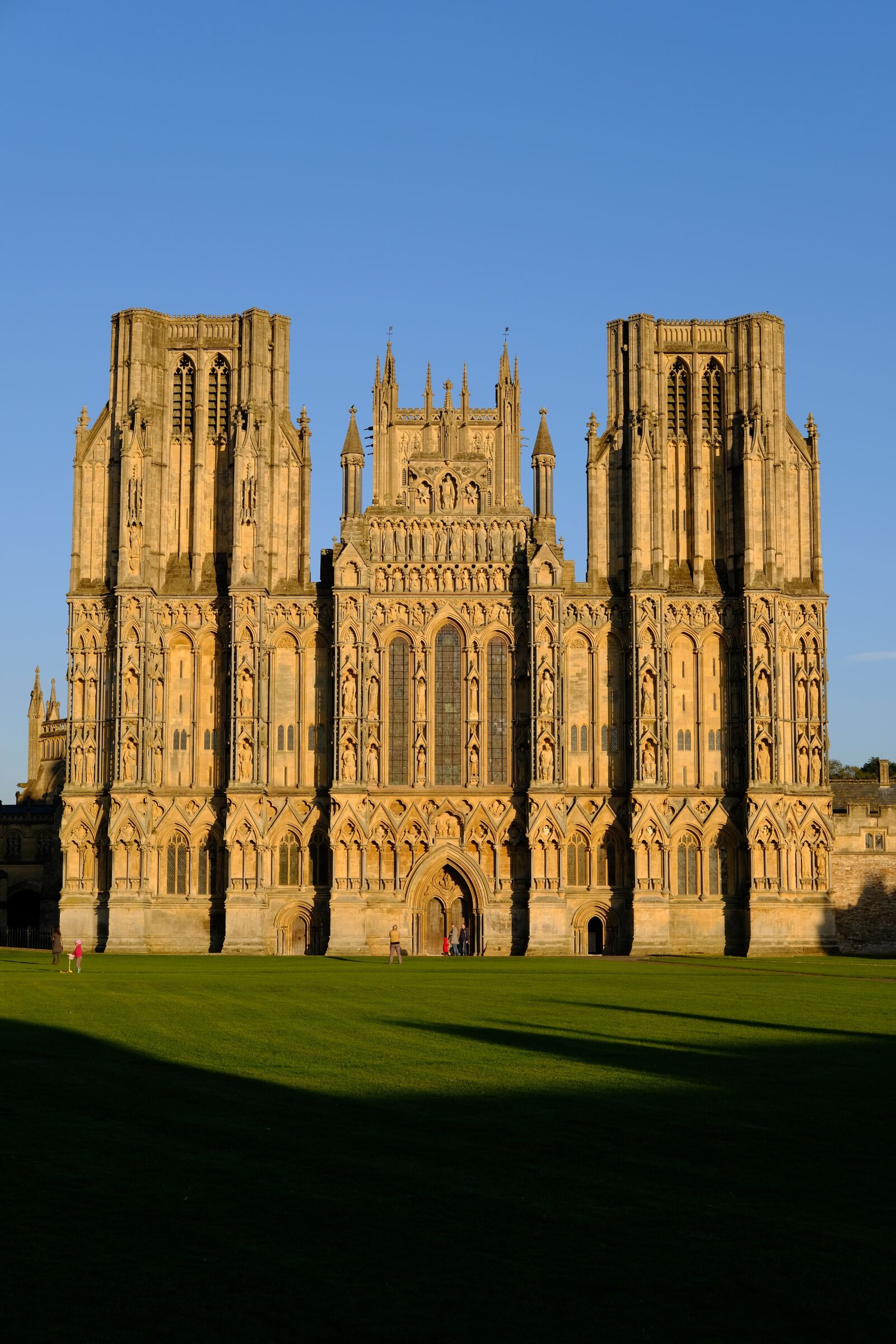 Fujifilm XF 35mm F2 R WR sample photo. Cathedral, wells cathedral, architecture photography