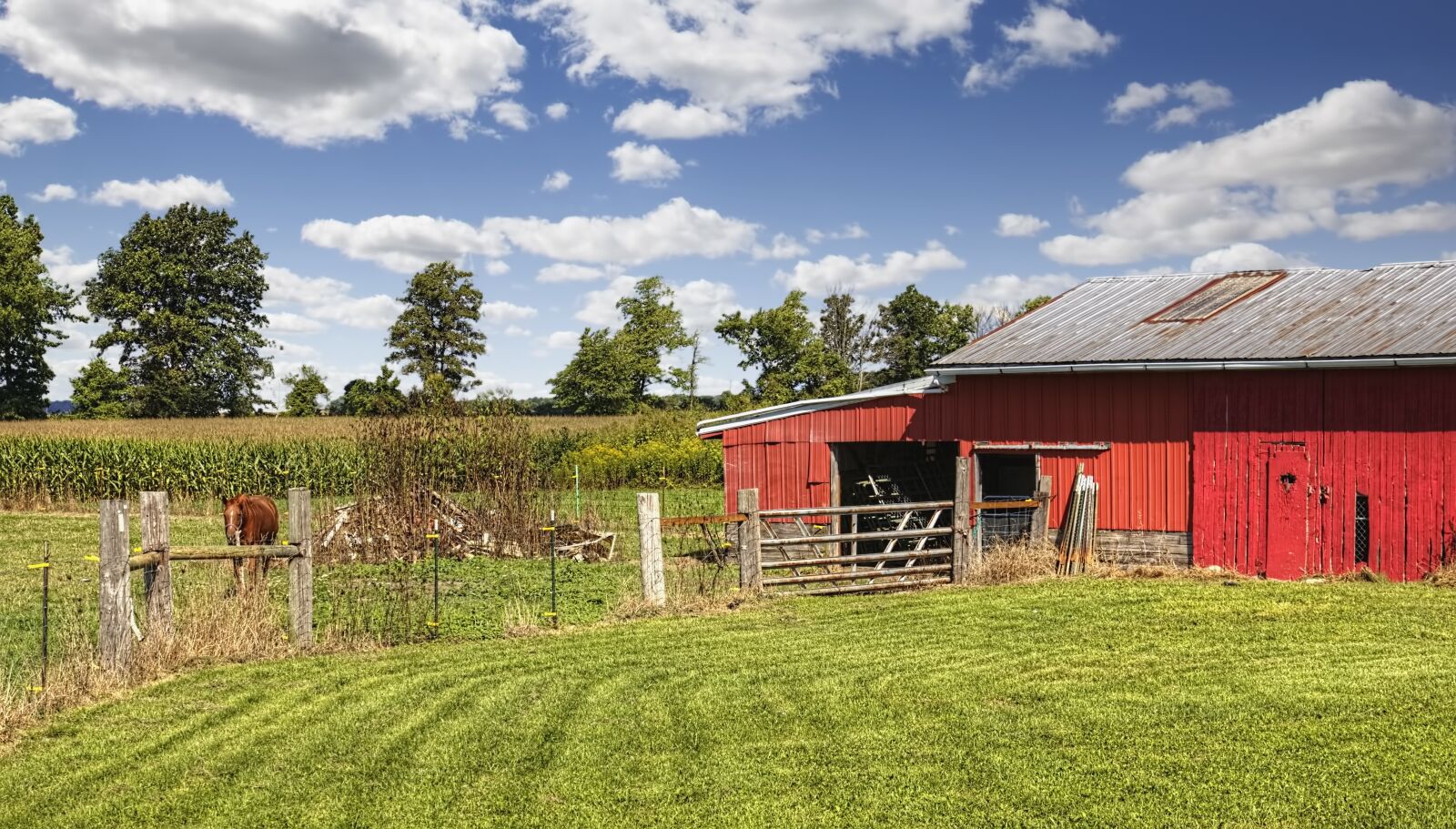 Canon EOS 5D Mark II sample photo. Barn, rustic, barns photography