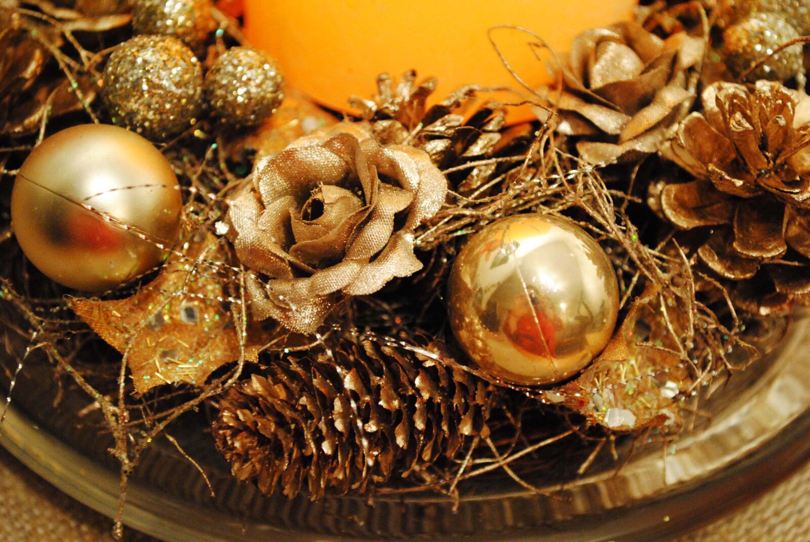 Nikon D3000 sample photo. Christmas, candle, mood light photography