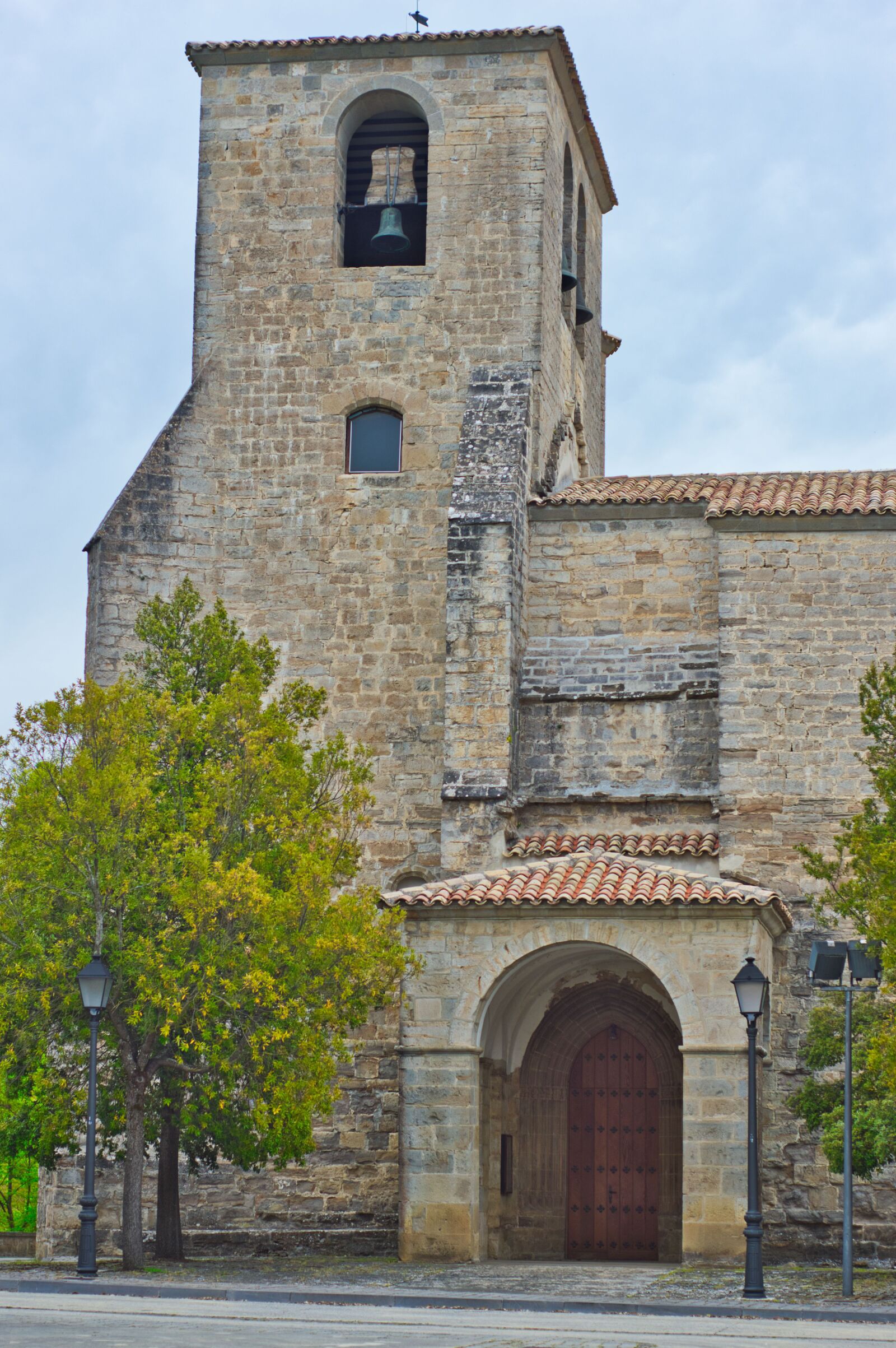Nikon D3200 sample photo. Navarre, spain, architecture photography