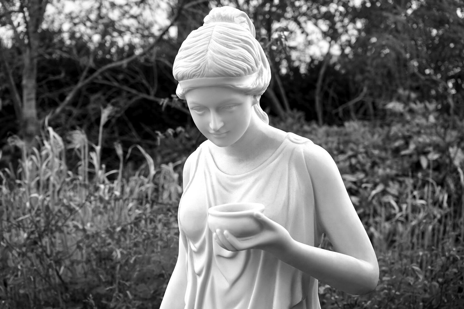 Sony a7 sample photo. Statue, stone, white photography