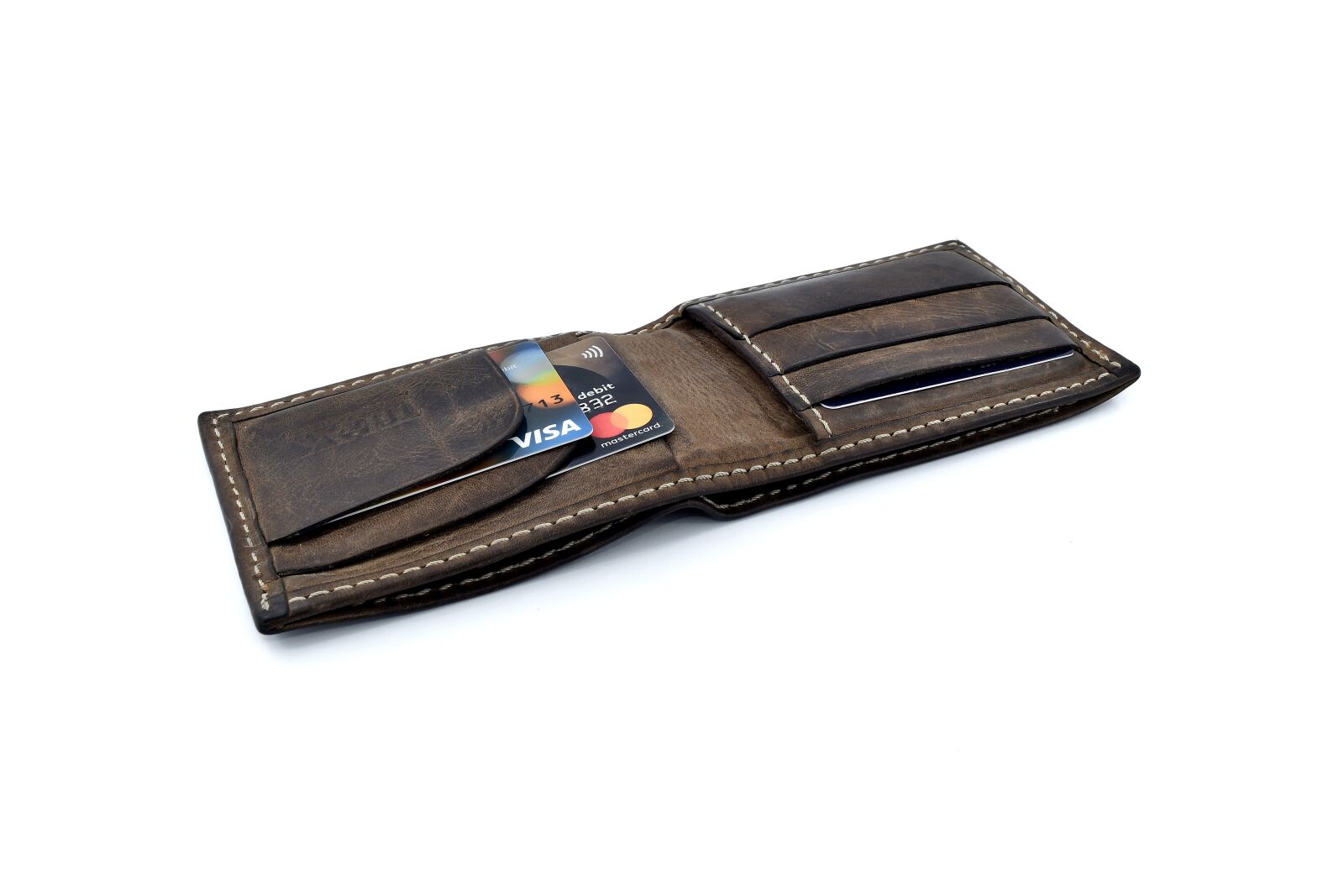 Nikon D5500 sample photo. Brown, cards, close-up, credit photography