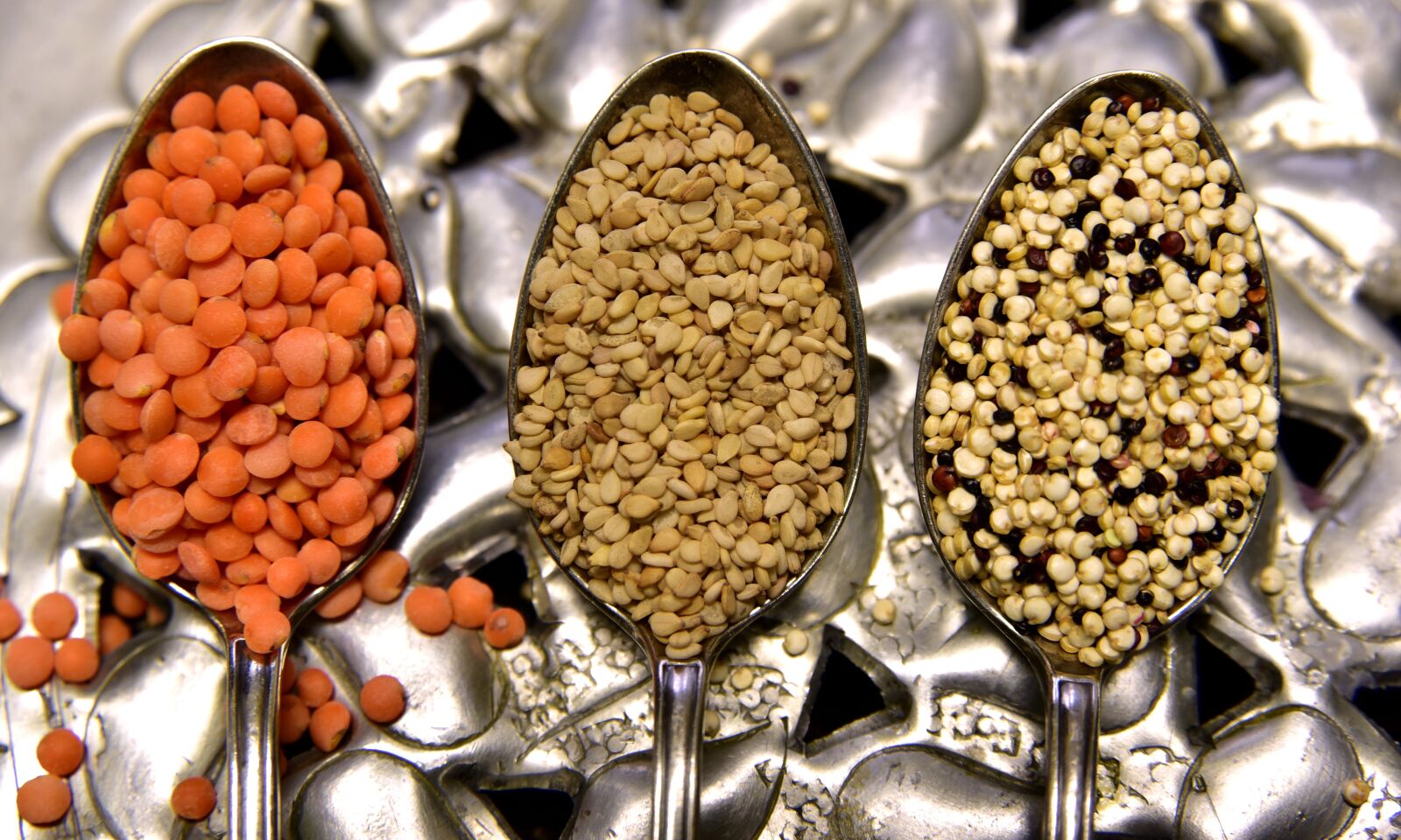 Nikon D750 sample photo. Lenses, red lentils, small photography