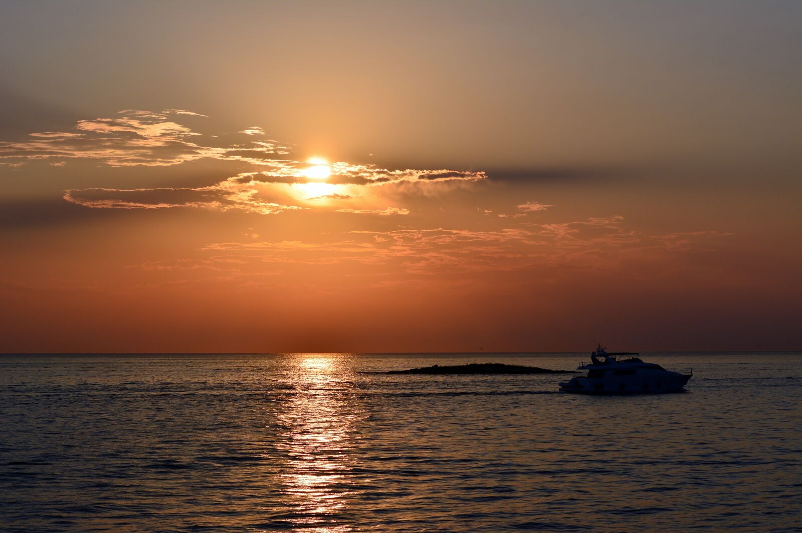 Nikon D5200 sample photo. Sunset, vacations, sea photography