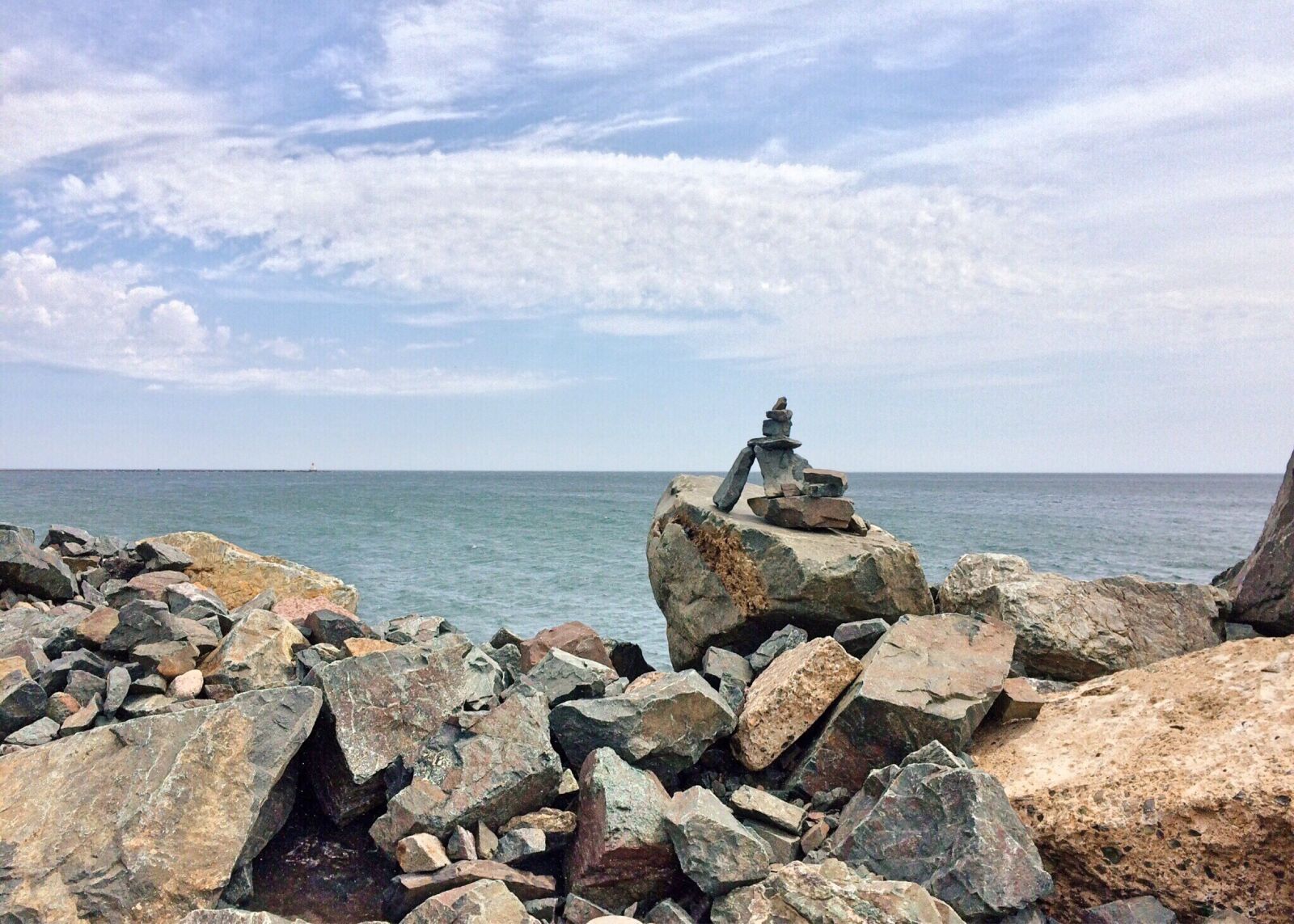 iPhone 5s back camera 4.15mm f/2.2 sample photo. Stacked, stones, rock photography