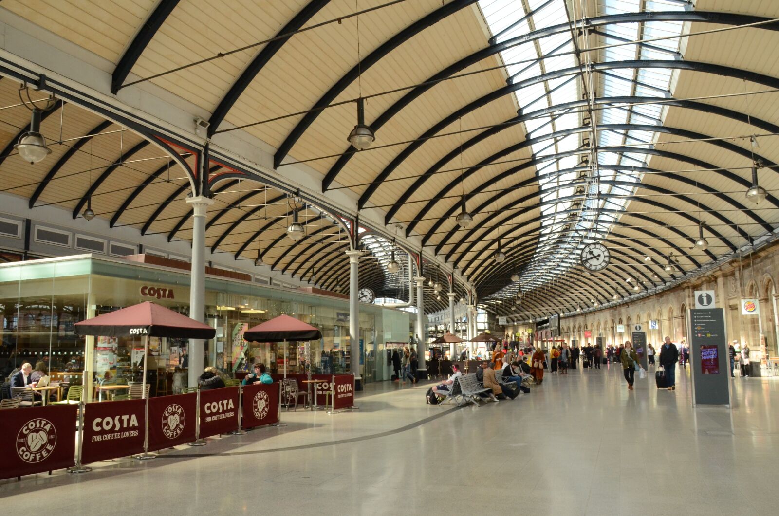 Nikon D7000 sample photo. Station, train, dome photography