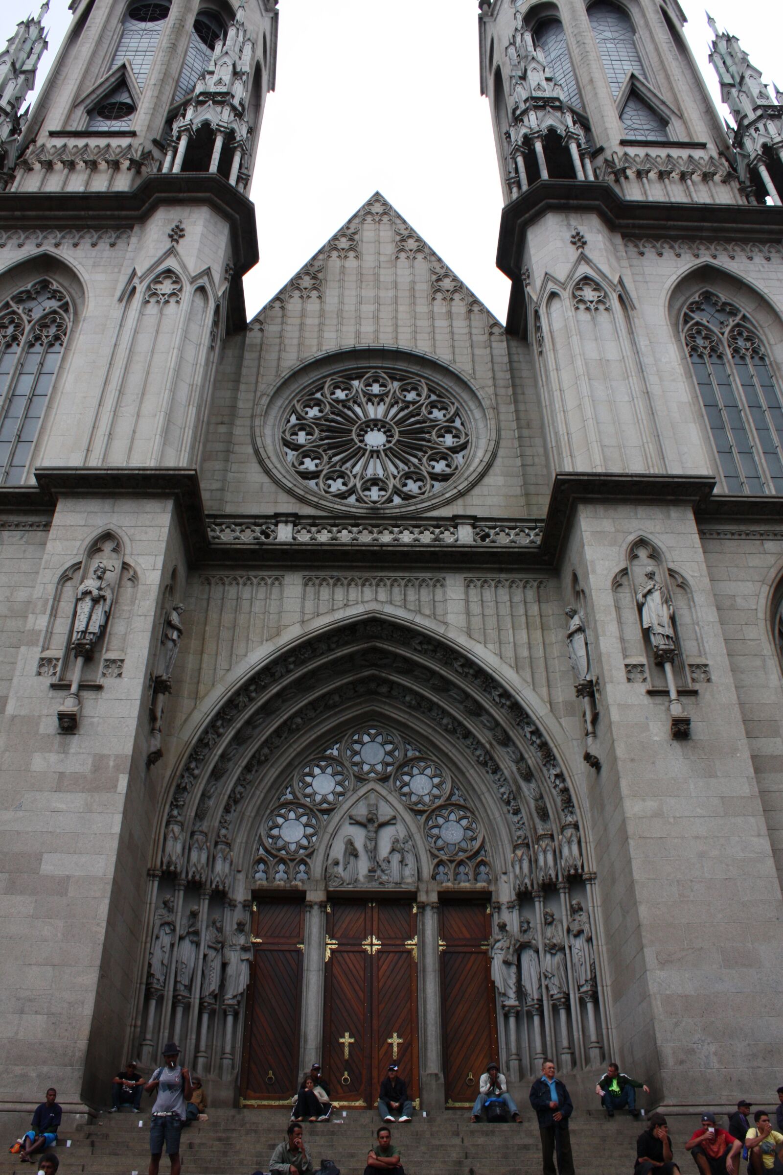 Canon EOS 450D (EOS Rebel XSi / EOS Kiss X2) sample photo. S o paulo, cathedral photography