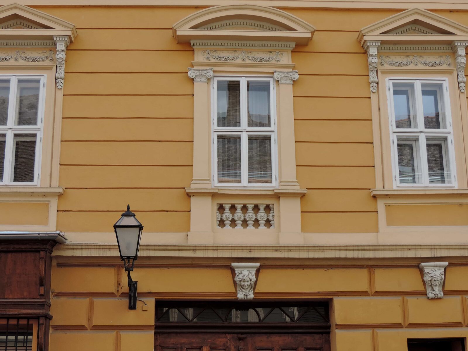 Nikon Coolpix P520 sample photo. Baroque, architecture, building, house photography