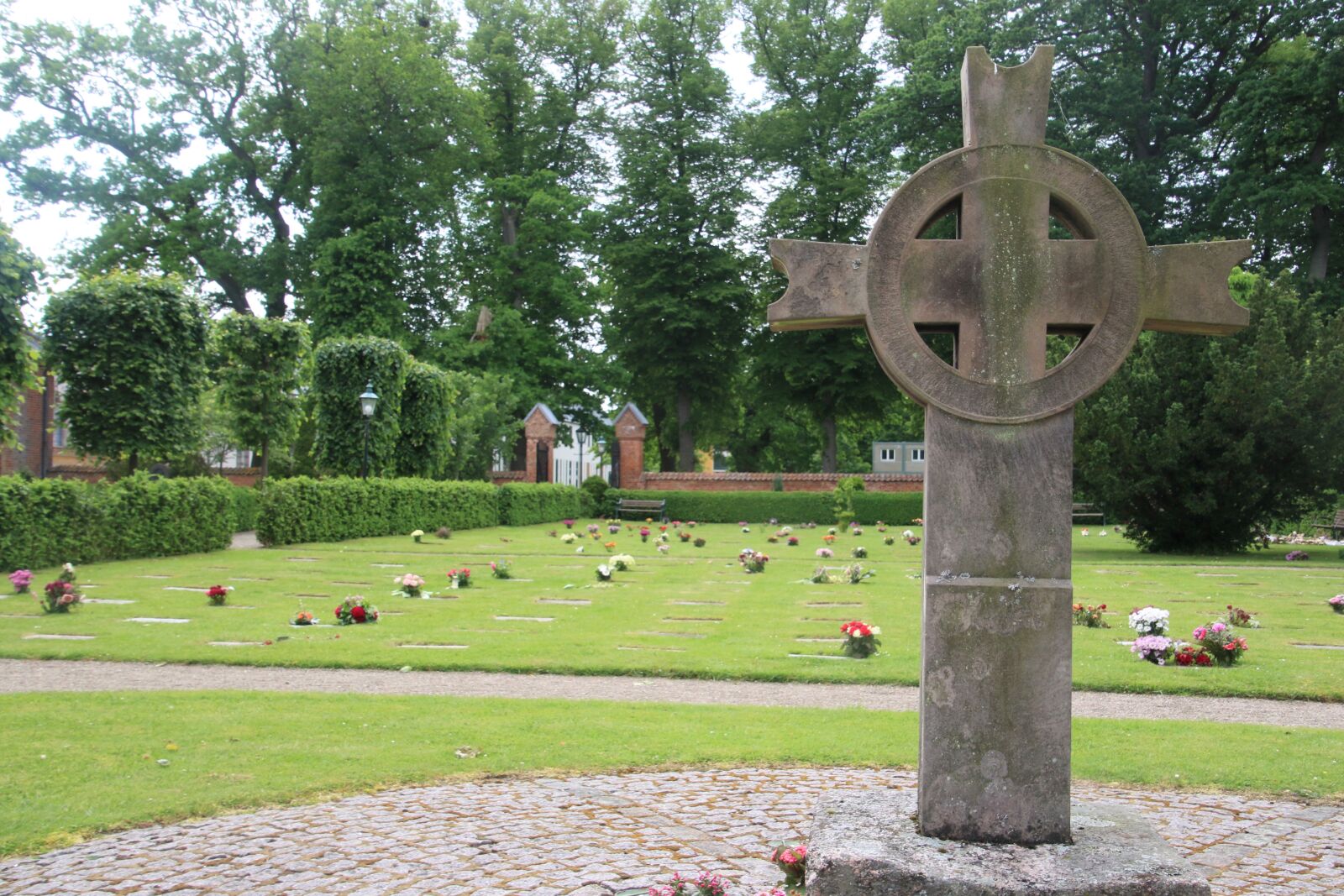 Canon EOS 7D Mark II sample photo. Christ, church, country, cross photography