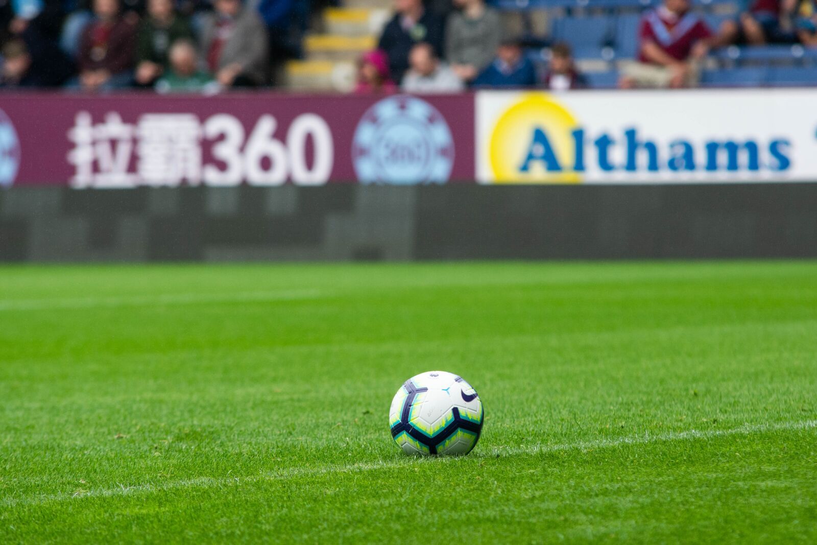 Nikon D5200 sample photo. Football, premier league football photography
