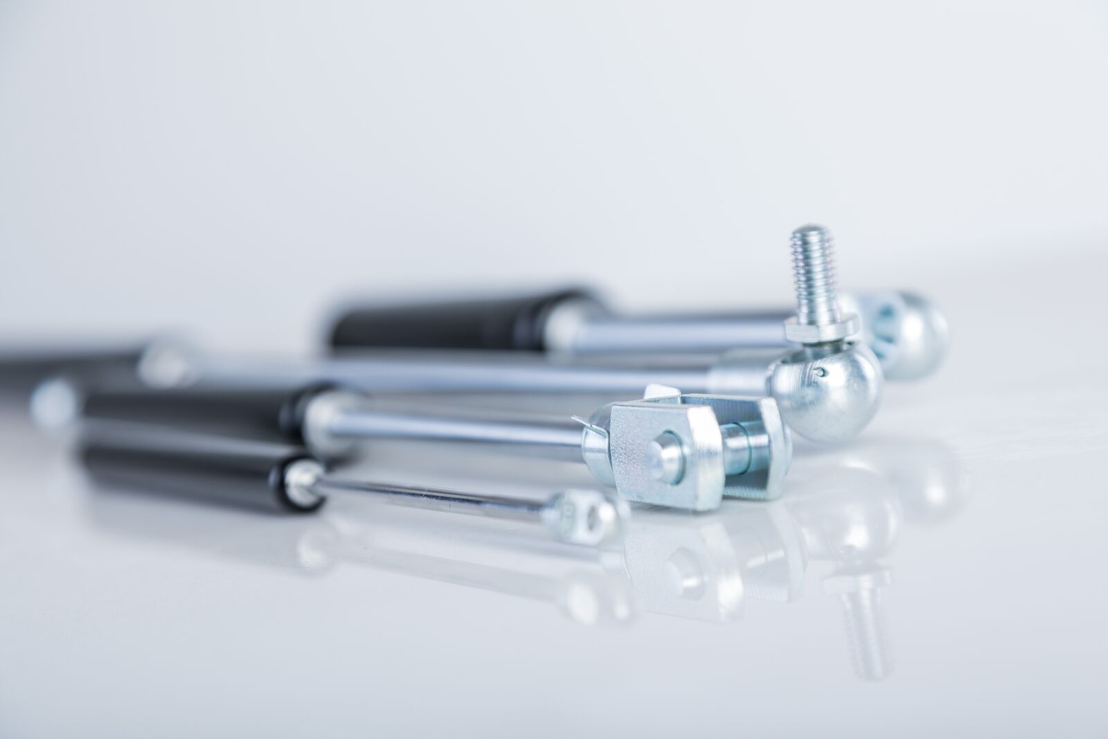 Canon EOS 5D Mark IV sample photo. Gas spring, gas-push spring photography
