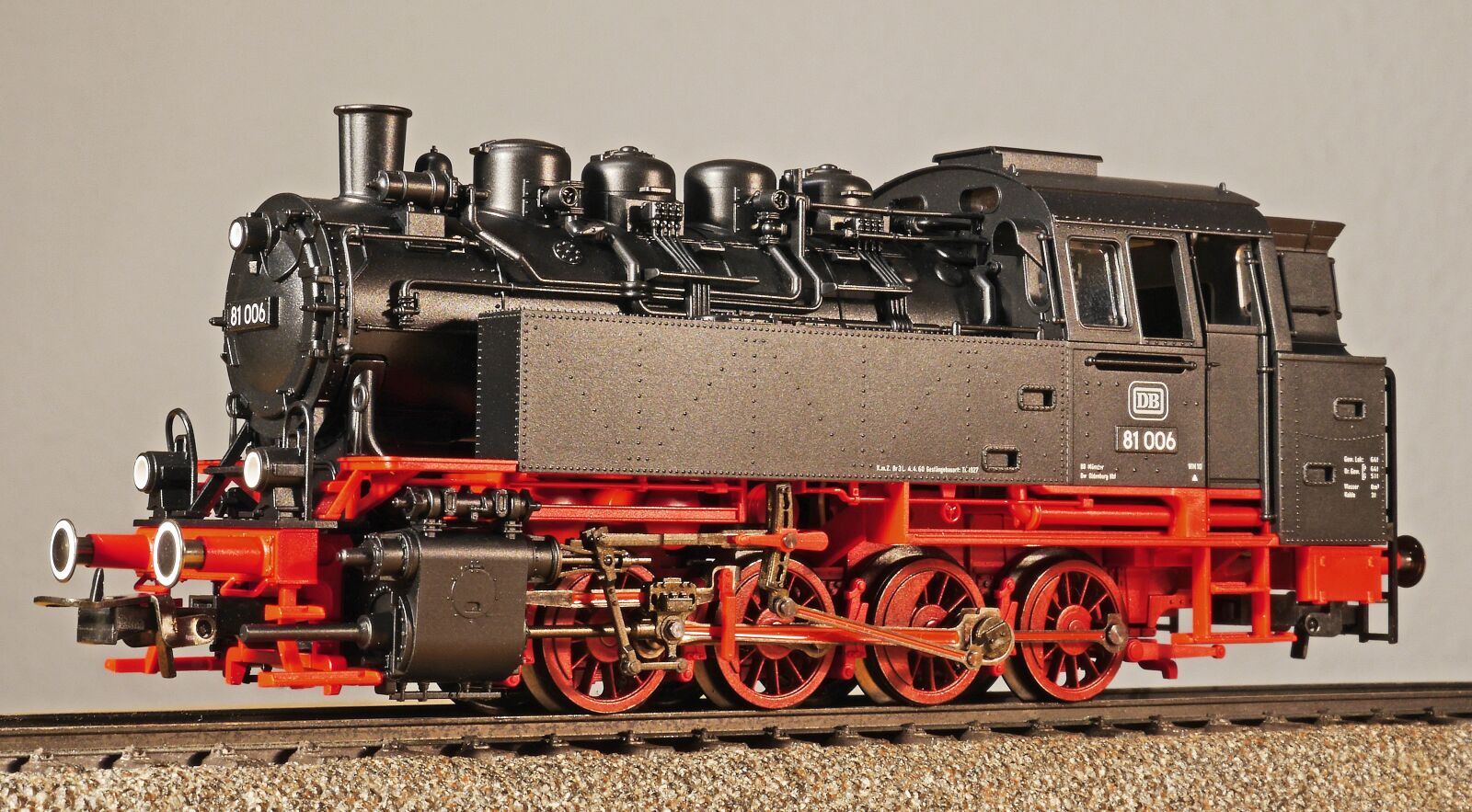 Panasonic Lumix DMC-GH3 sample photo. Steam locomotive, model, scale photography