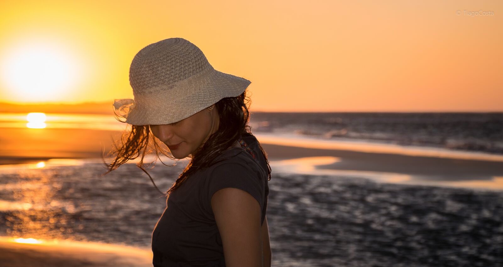 Nikon D5300 sample photo. Woman, sunset, beach photography