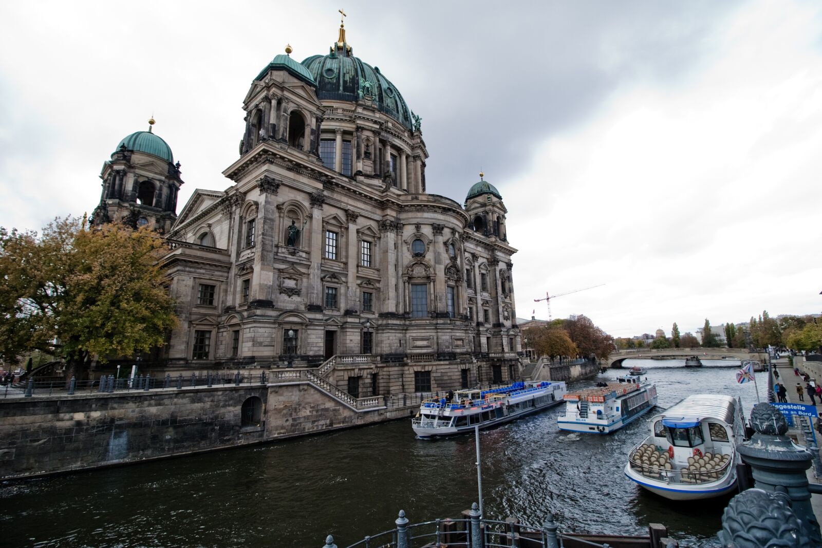 Canon EOS 30D sample photo. Hotels in berlin, germany photography