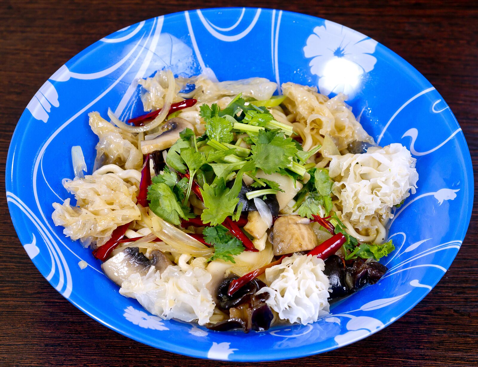 Sony Alpha DSLR-A850 sample photo. Food, udon noodles, mushrooms photography
