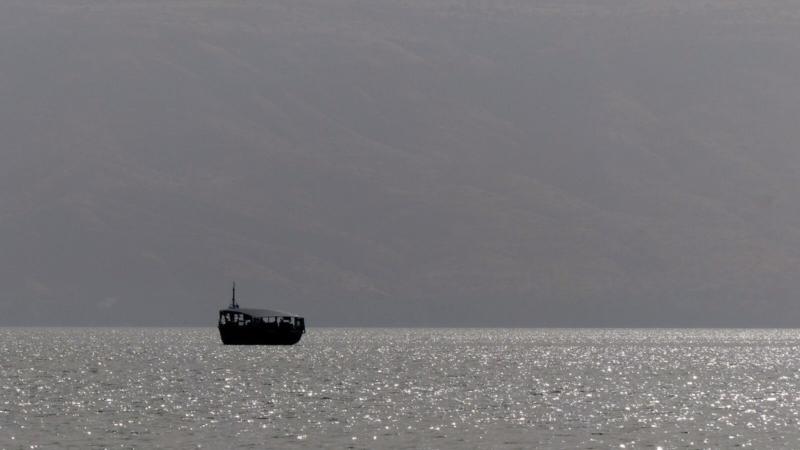 Panasonic Lumix DMC-FZ200 sample photo. Lake tiberias, dawn, boat photography