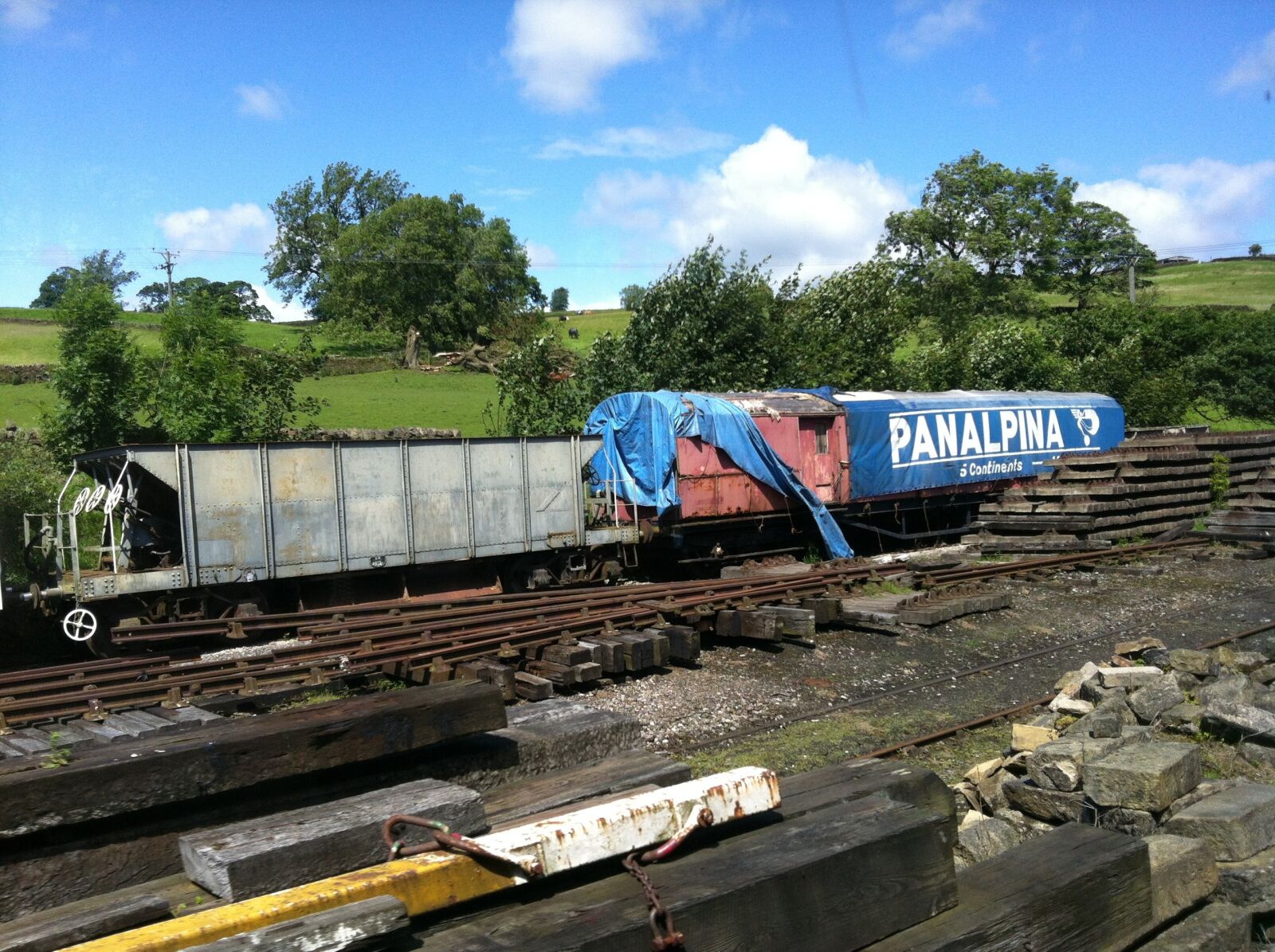 Apple iPhone 4 sample photo. Old, trains, outside photography