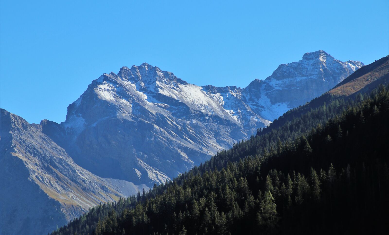 Canon EOS 80D sample photo. Top, mountains, the height photography
