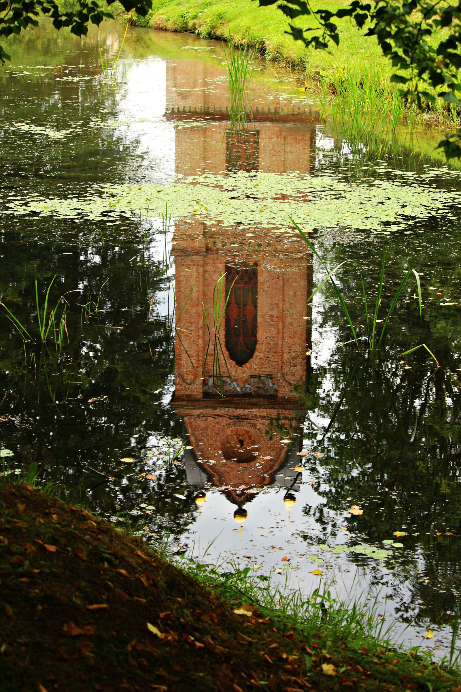 Canon EOS 100D (EOS Rebel SL1 / EOS Kiss X7) sample photo. Bell tower, building, ludwigslust-parchim photography