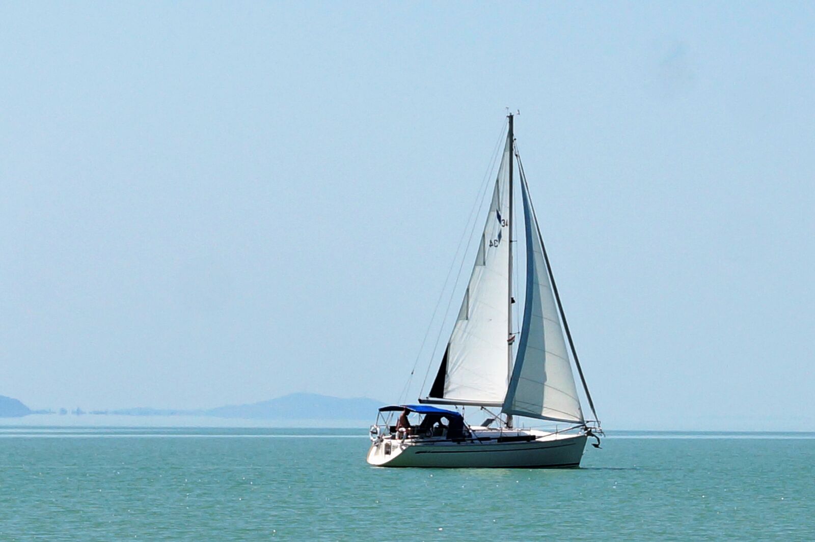 Sony SLT-A58 sample photo. Lake, balaton, ship photography
