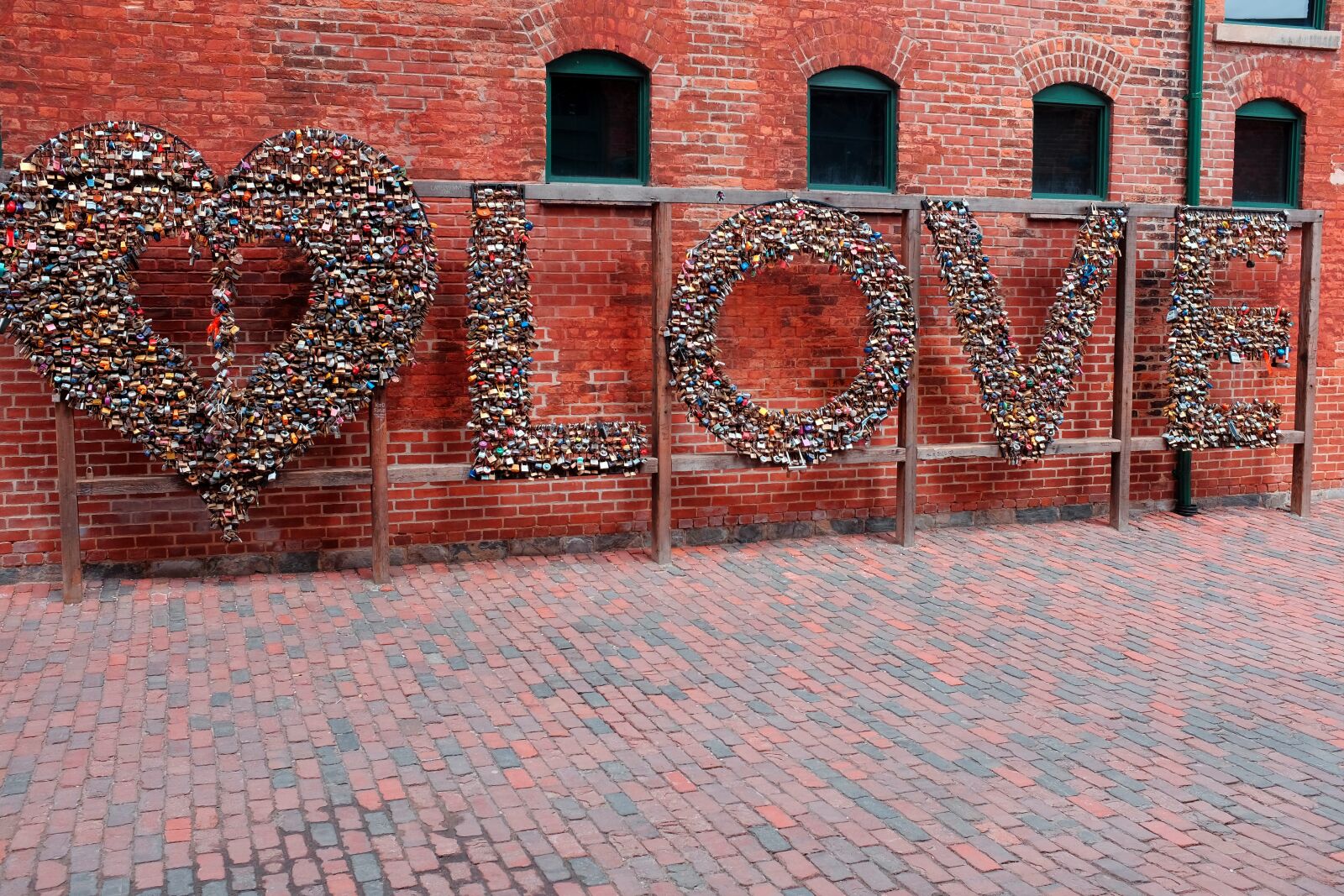 Fujifilm X100T sample photo. Travel, distillery district, toronto photography