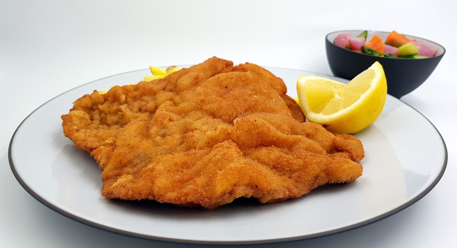 Samsung Galaxy S8 sample photo. Wiener schnitzel, food, schnitzel photography
