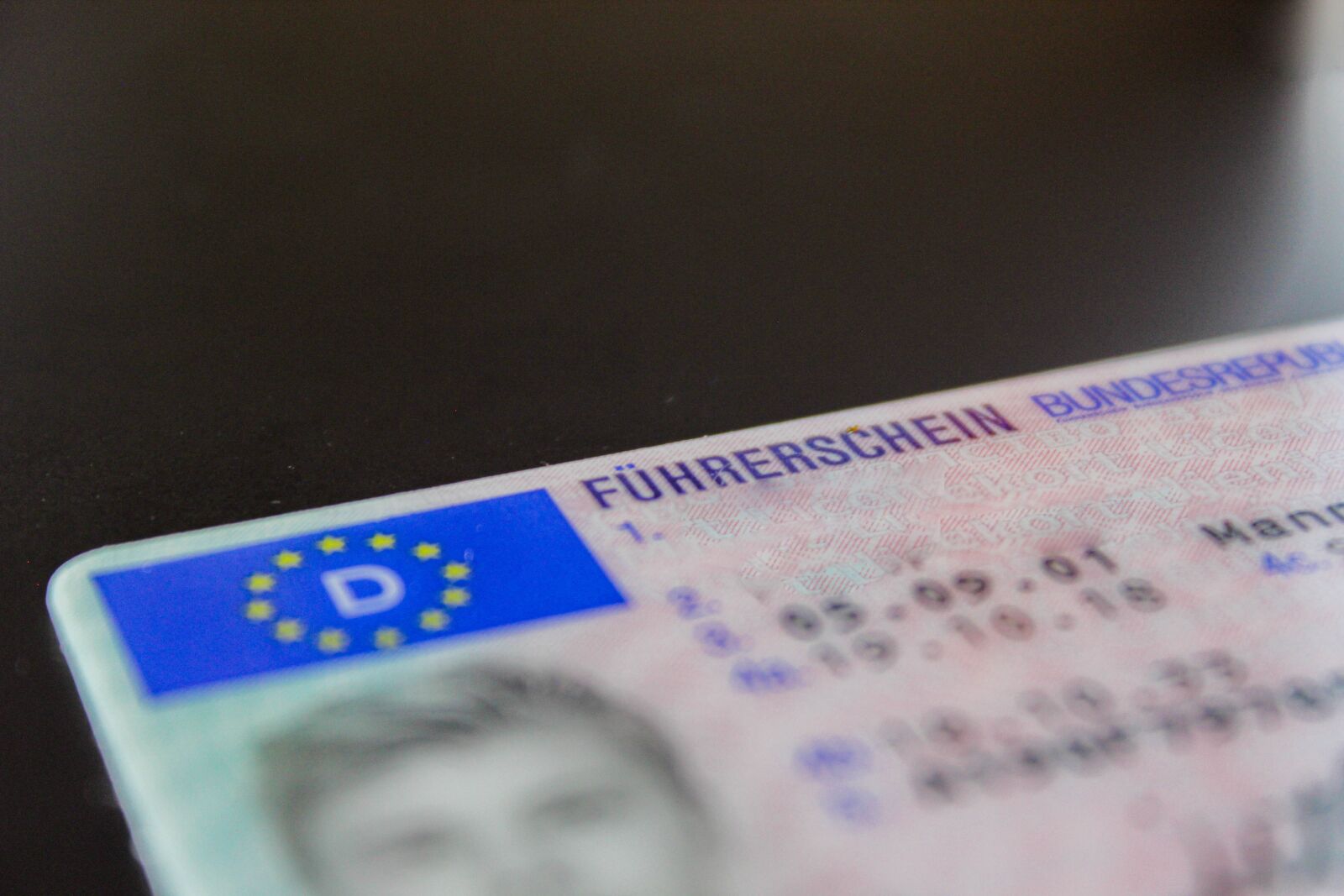 Canon EOS 600D (Rebel EOS T3i / EOS Kiss X5) sample photo. Driver's license, germany, driving photography