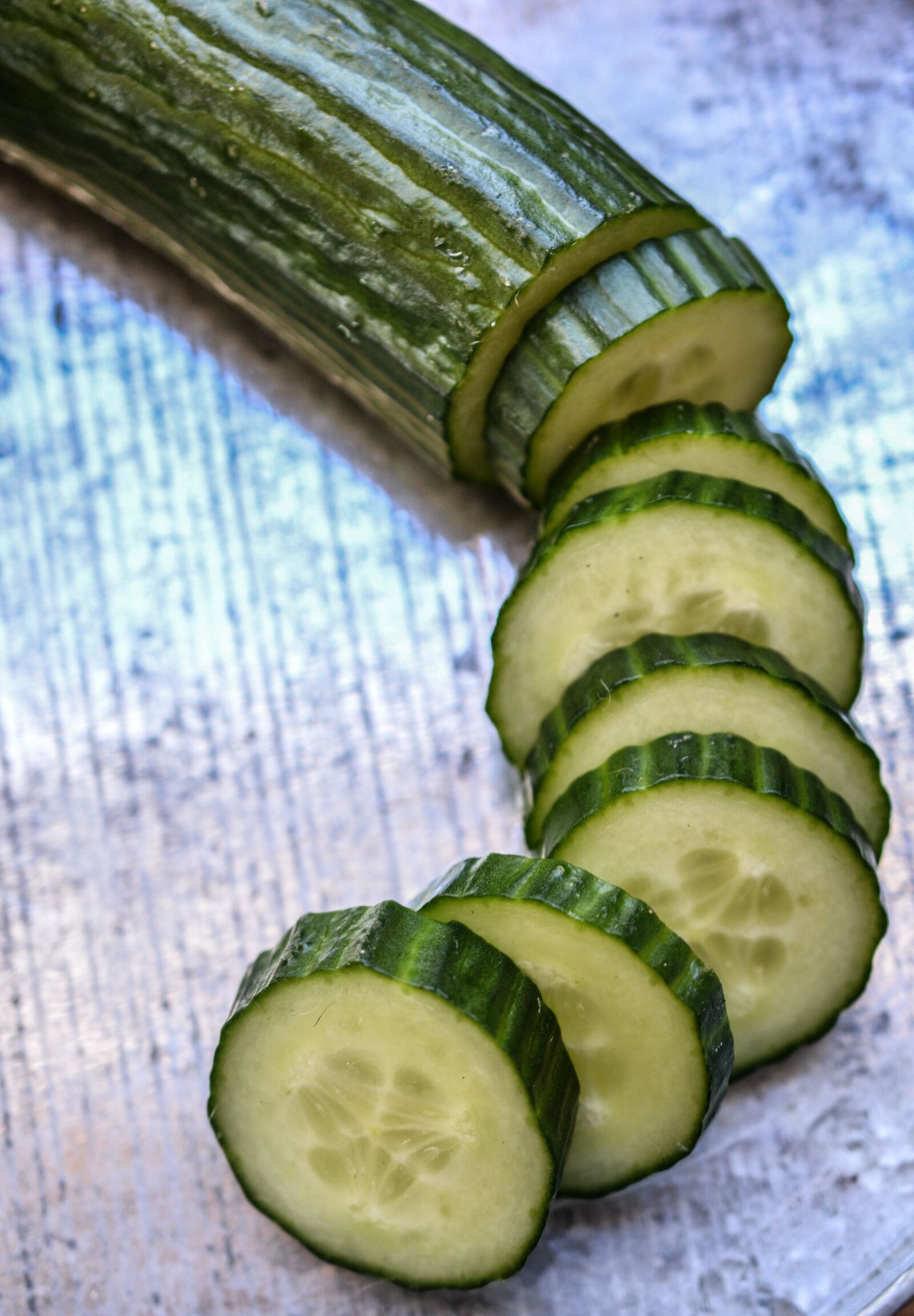 Nikon D5200 sample photo. Cucumber, slices, green photography