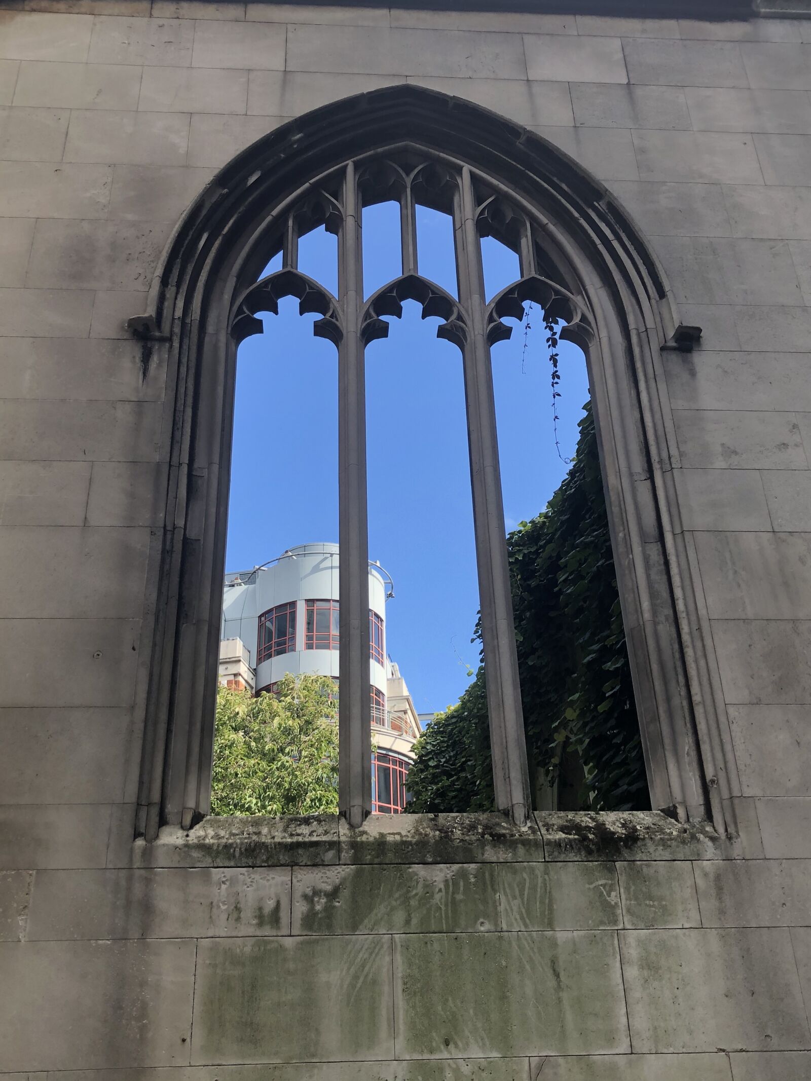 iPhone X back dual camera 4mm f/1.8 sample photo. Ruin, church, architecture photography