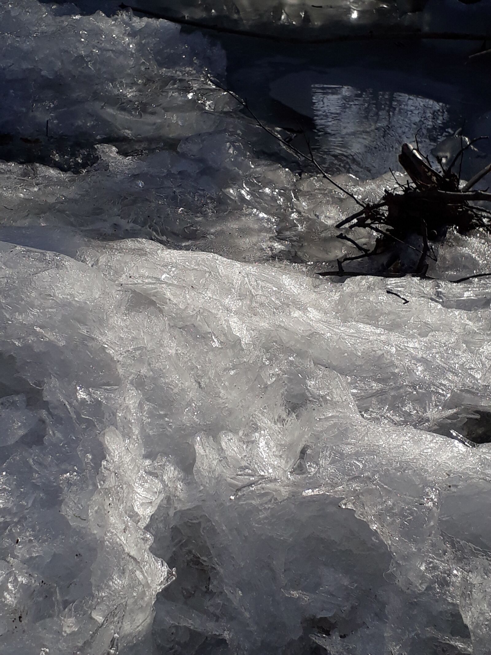 Samsung Galaxy A3(2017) sample photo. Waters, ice, rock photography
