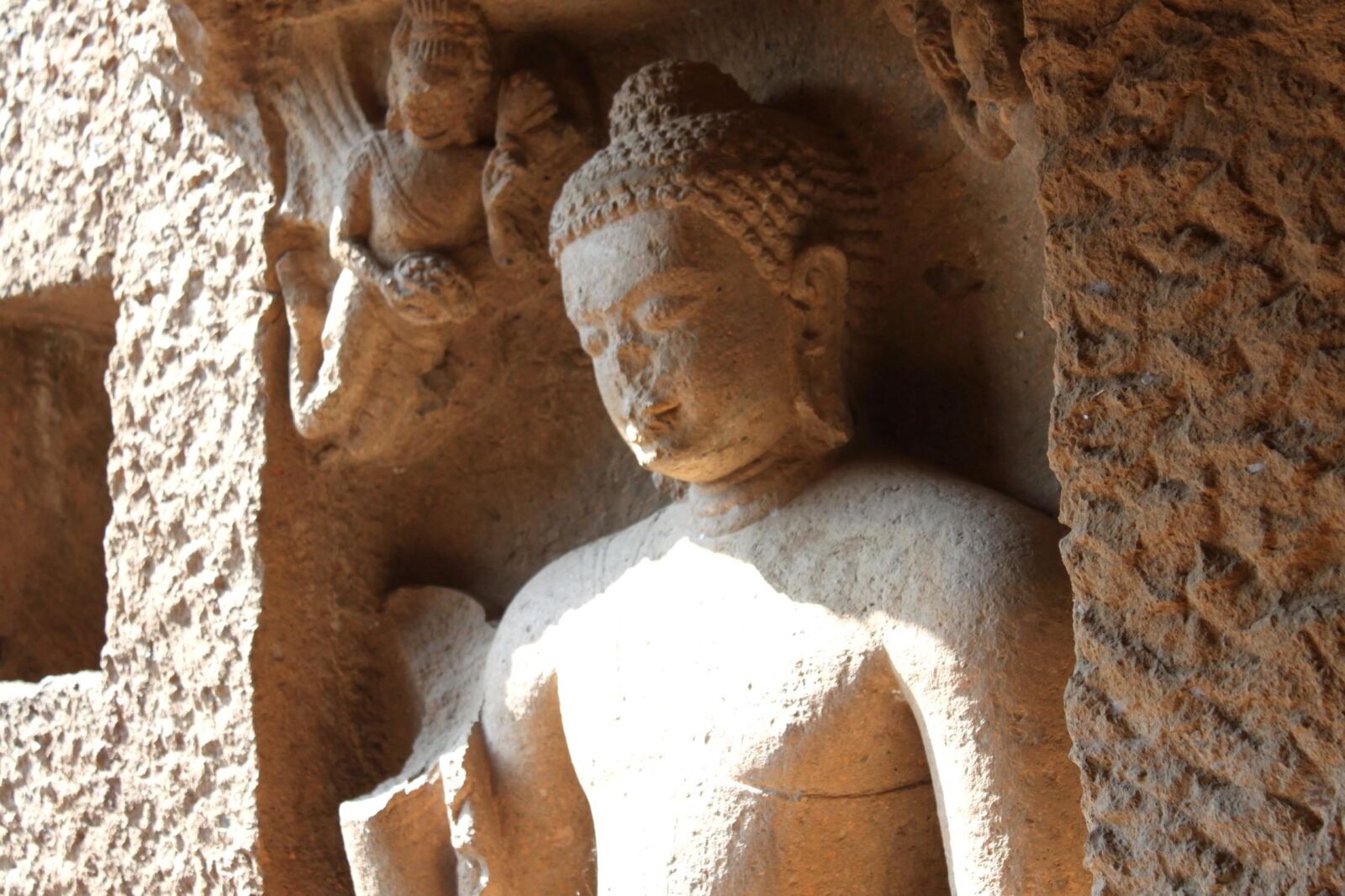 Canon EOS 500D (EOS Rebel T1i / EOS Kiss X3) sample photo. Buddhism, statue, religion, stone photography