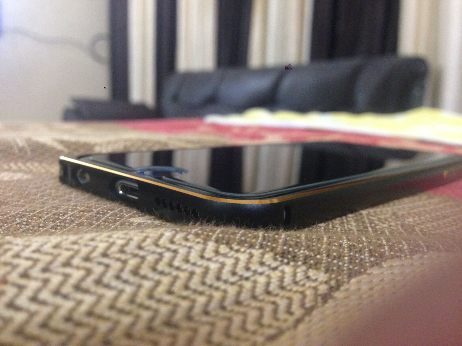 iPhone 5 back camera 4.12mm f/2.4 sample photo