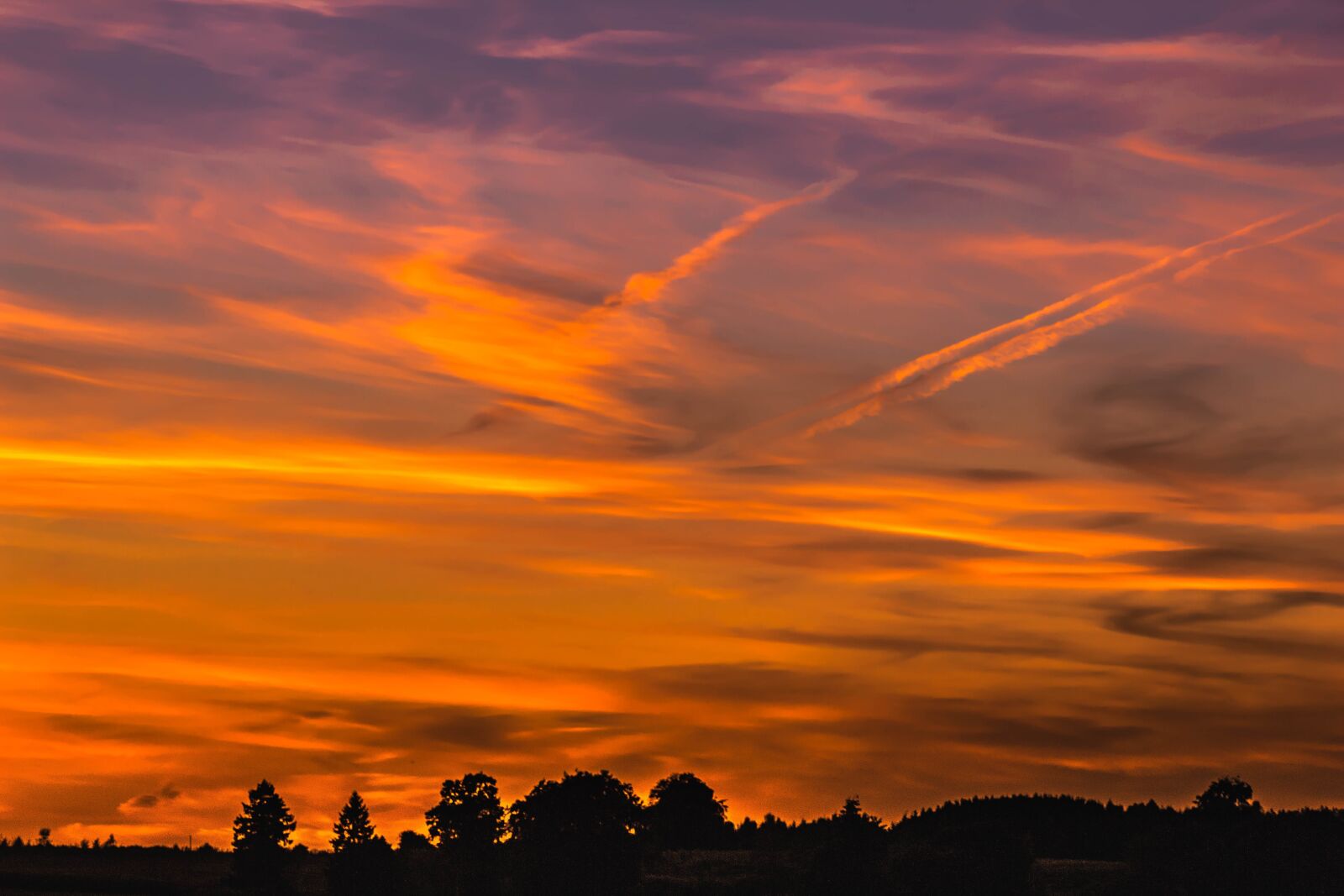 Canon EOS 650D (EOS Rebel T4i / EOS Kiss X6i) sample photo. Sunset, clouds, sky photography