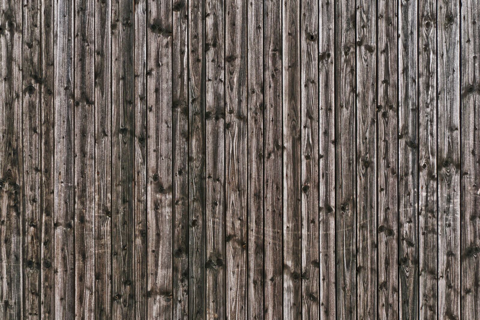 Panasonic Lumix DMC-FZ1000 sample photo. Wood, boards, facade photography