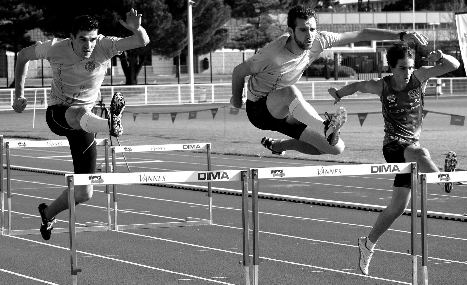 Canon EOS 20D sample photo. Jump, athletics, race photography