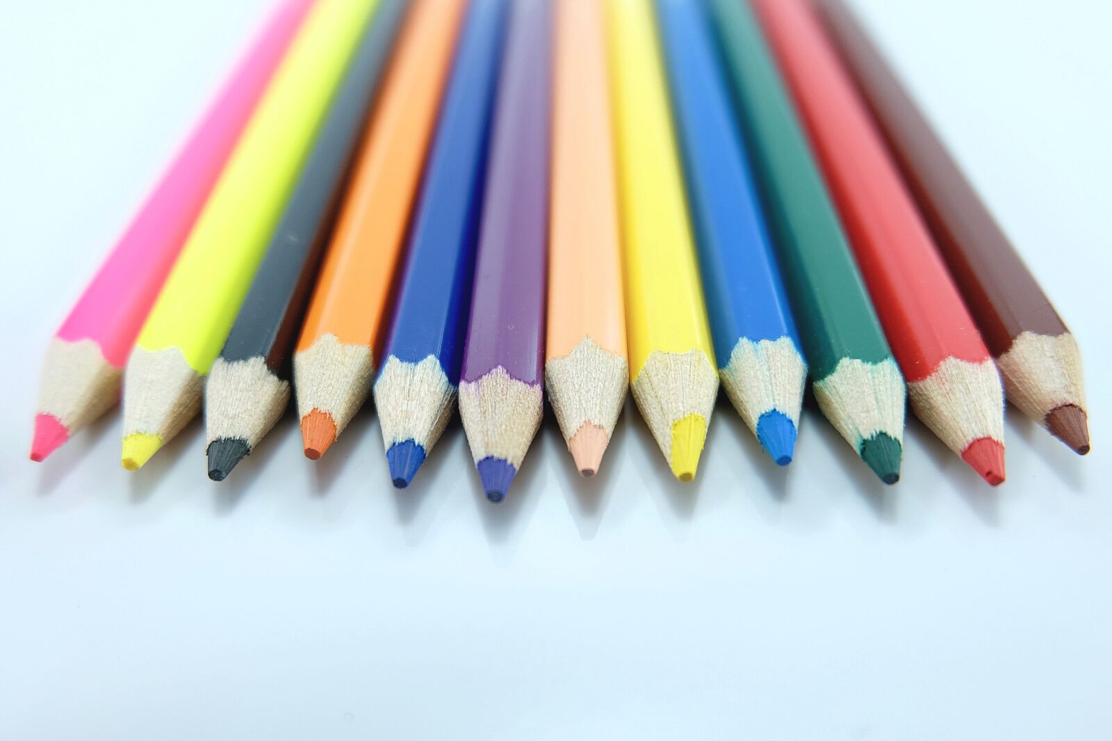 Fujifilm XC 16-50mm F3.5-5.6 OIS II sample photo. Colored pencils, colorful, pencil photography