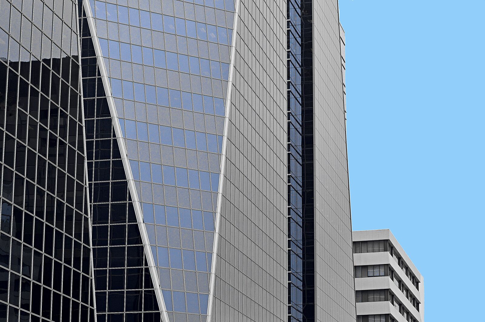 Nikon D3200 sample photo. Buildings, skyscrapers, windows photography