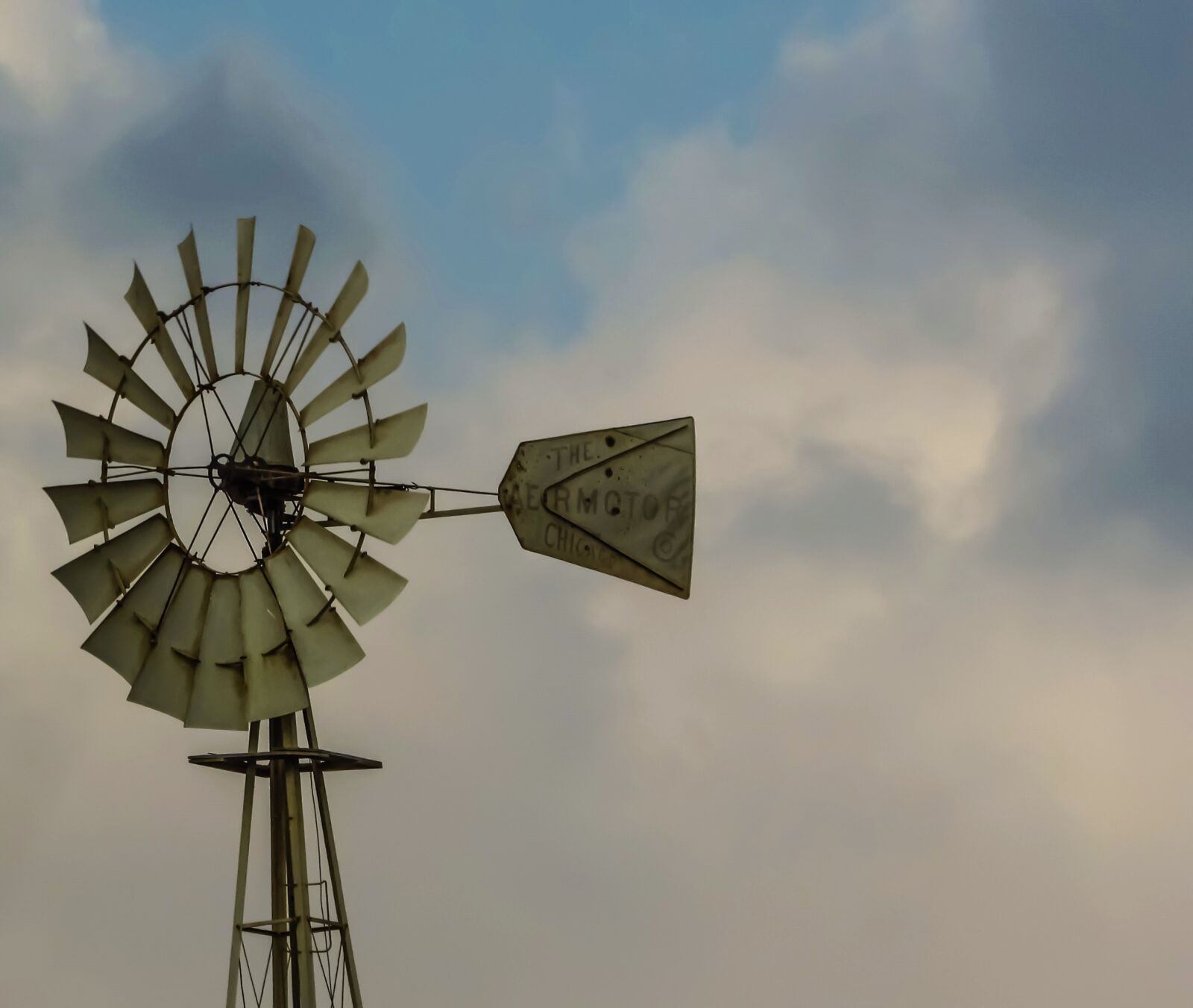 Canon PowerShot SX400 IS sample photo. Windmill, wheel, wind photography