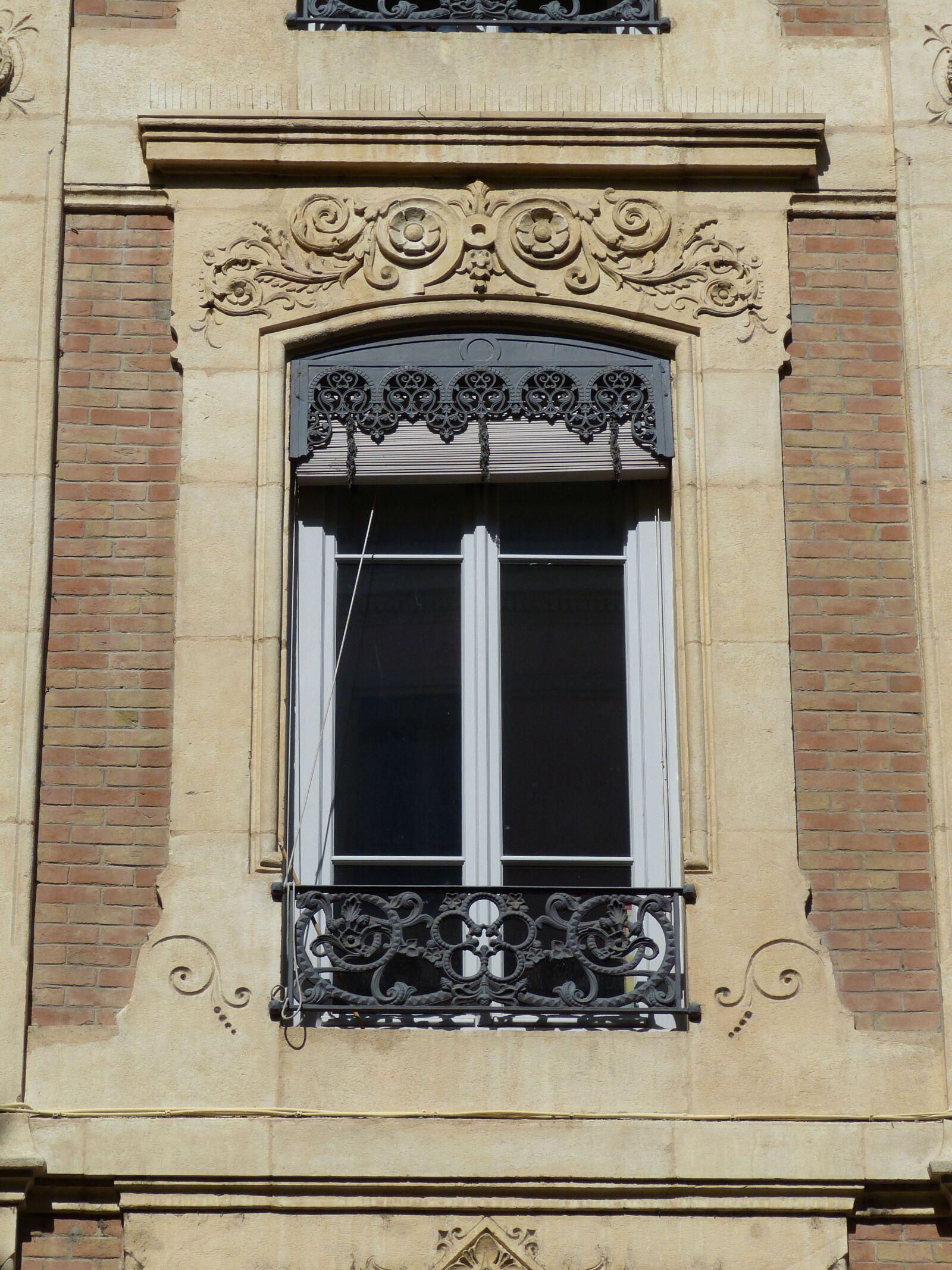 Panasonic Lumix DMC-FZ150 sample photo. Lyon, france, historic center photography