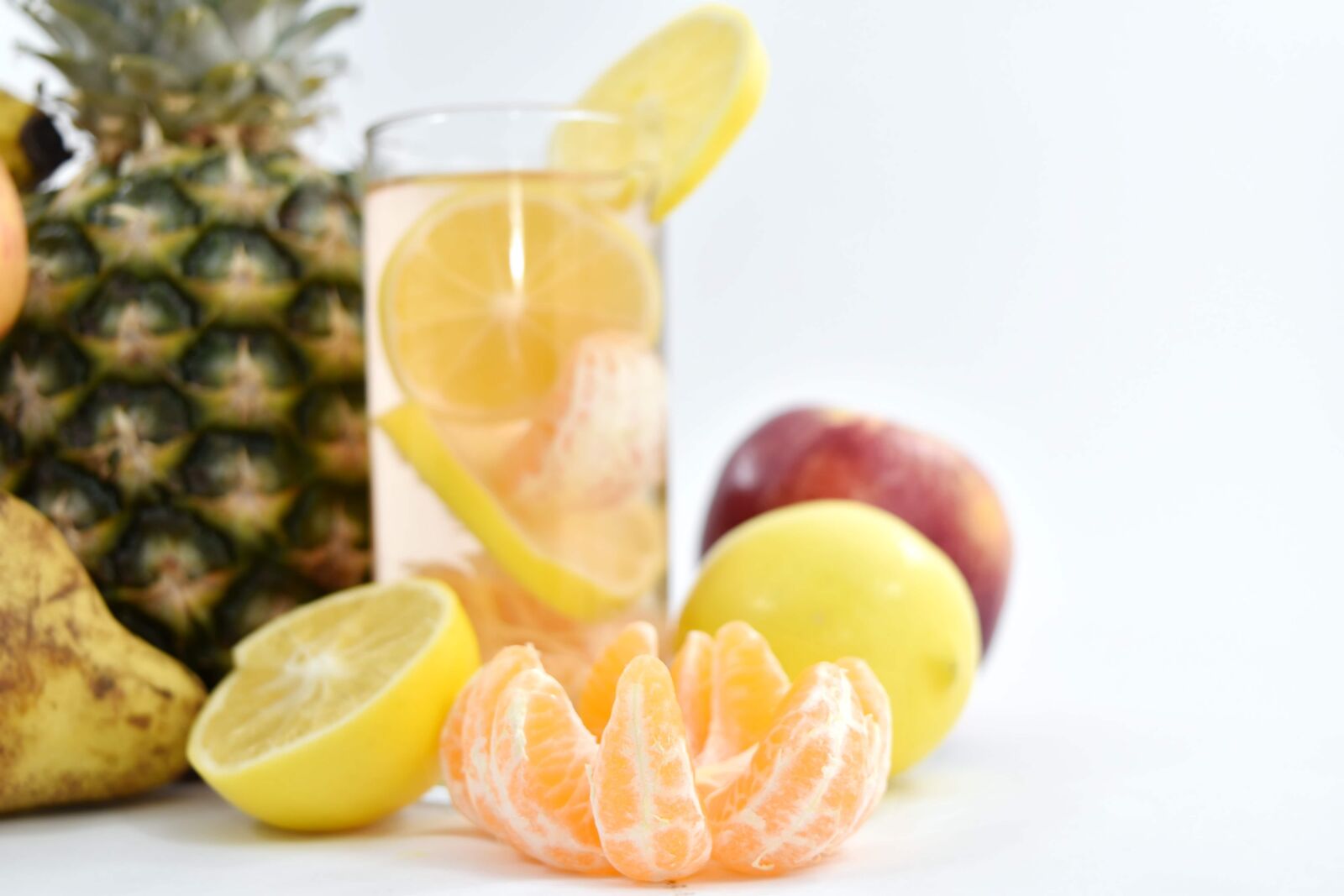 Nikon D5500 sample photo. Cocktails, lemon, lemonade, pear photography