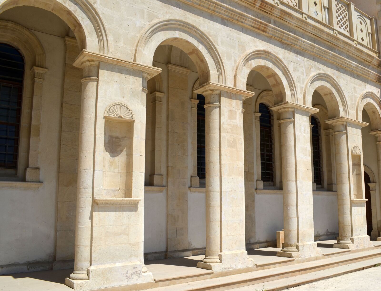 Nikon D5100 sample photo. Church, arches, greek photography