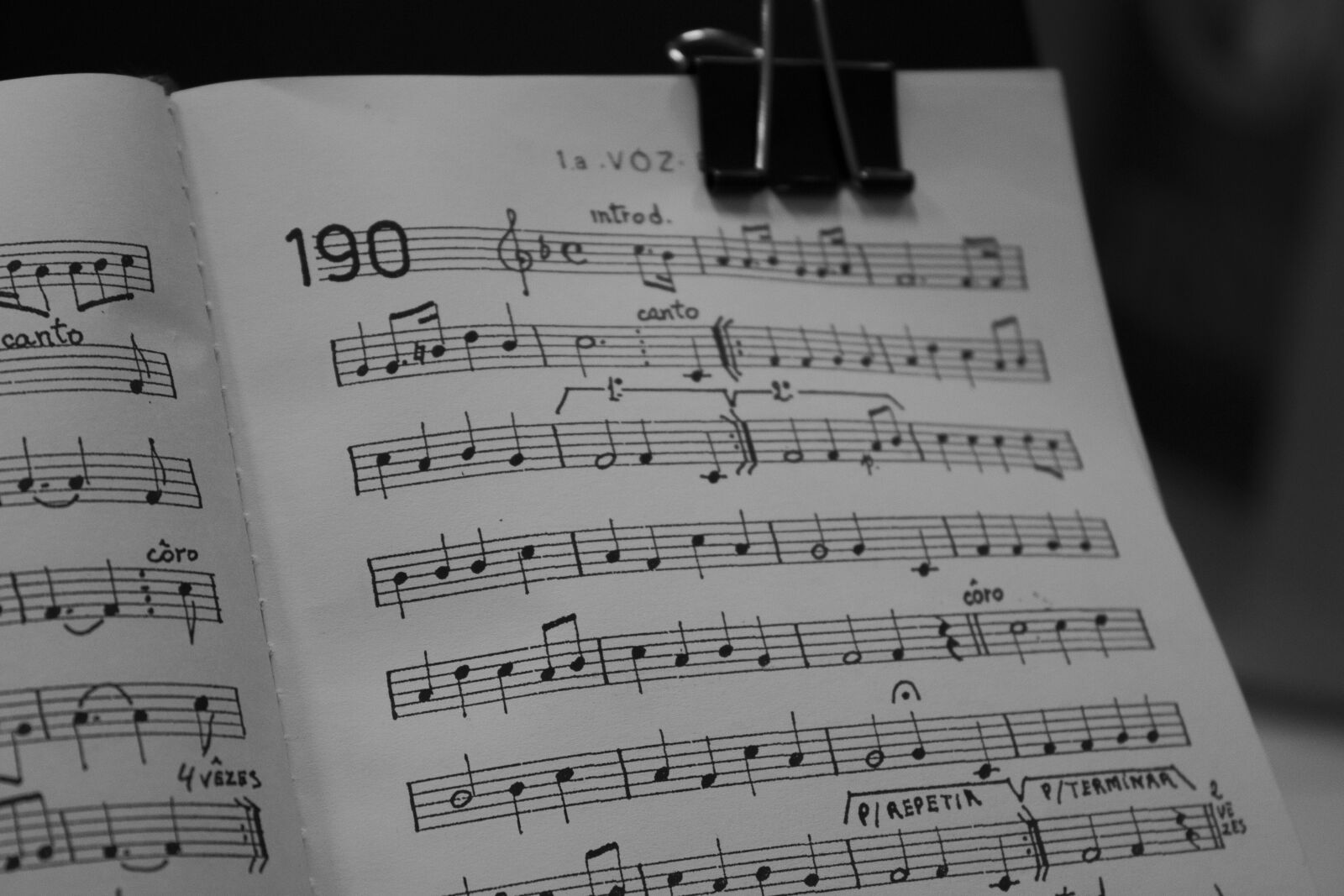 Canon EOS 600D (Rebel EOS T3i / EOS Kiss X5) sample photo. Score, music, sheet music photography