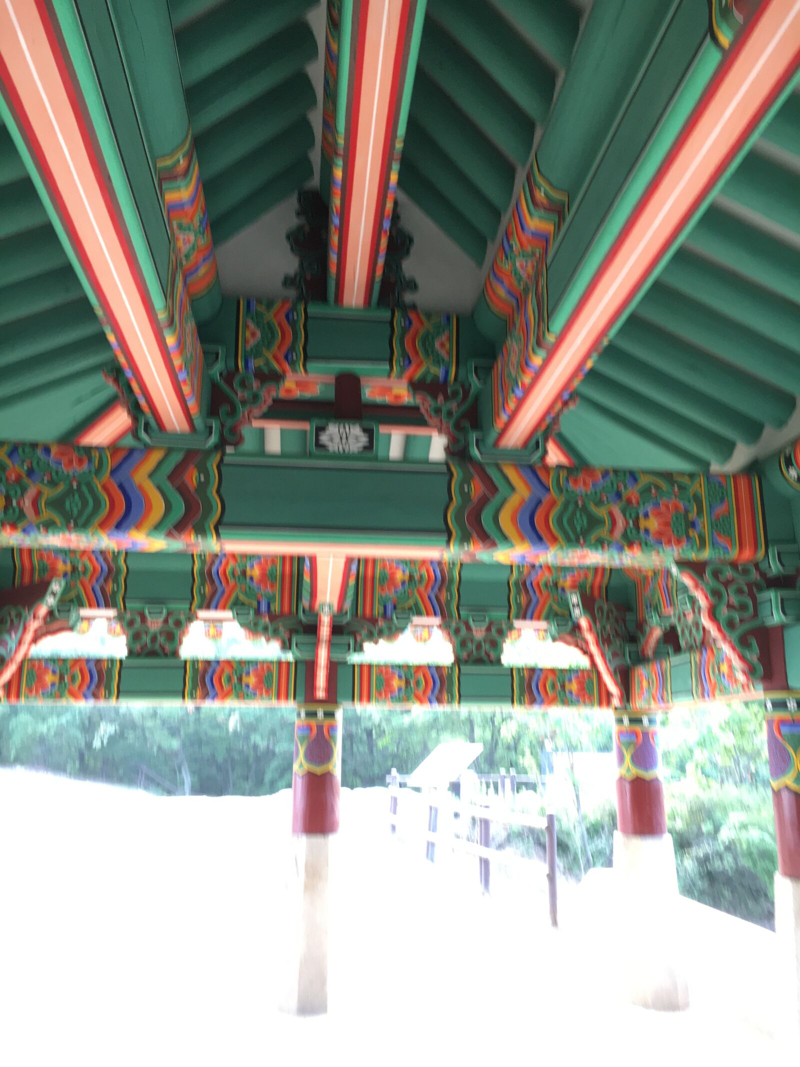 iPhone 6s back camera 4.15mm f/2.2 sample photo. Daenammun, dancheong, korea photography
