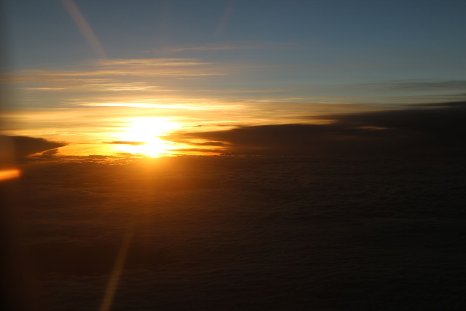 Canon EOS 750D (EOS Rebel T6i / EOS Kiss X8i) sample photo. Clouds, dawn, dusk photography