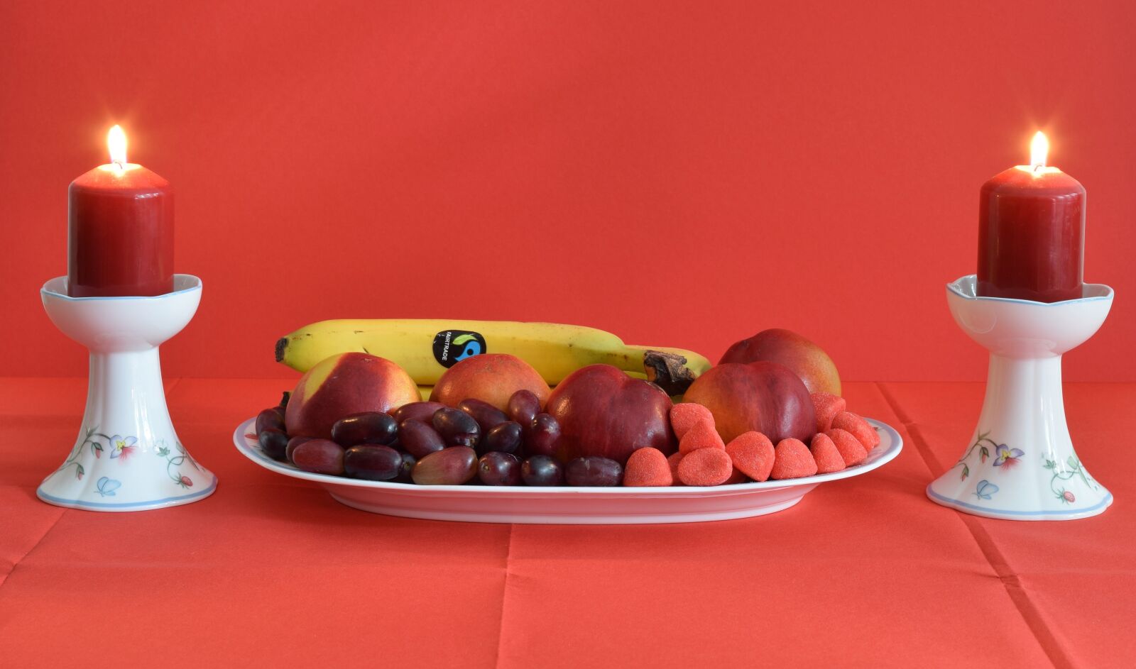 Nikon D5300 sample photo. Fruit plate, candlelight, romance photography