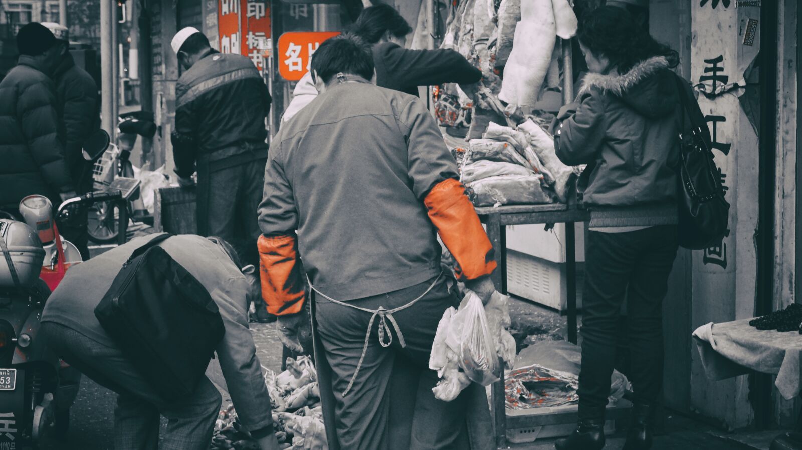 Sony SLT-A57 sample photo. Shanghai, market, trade photography