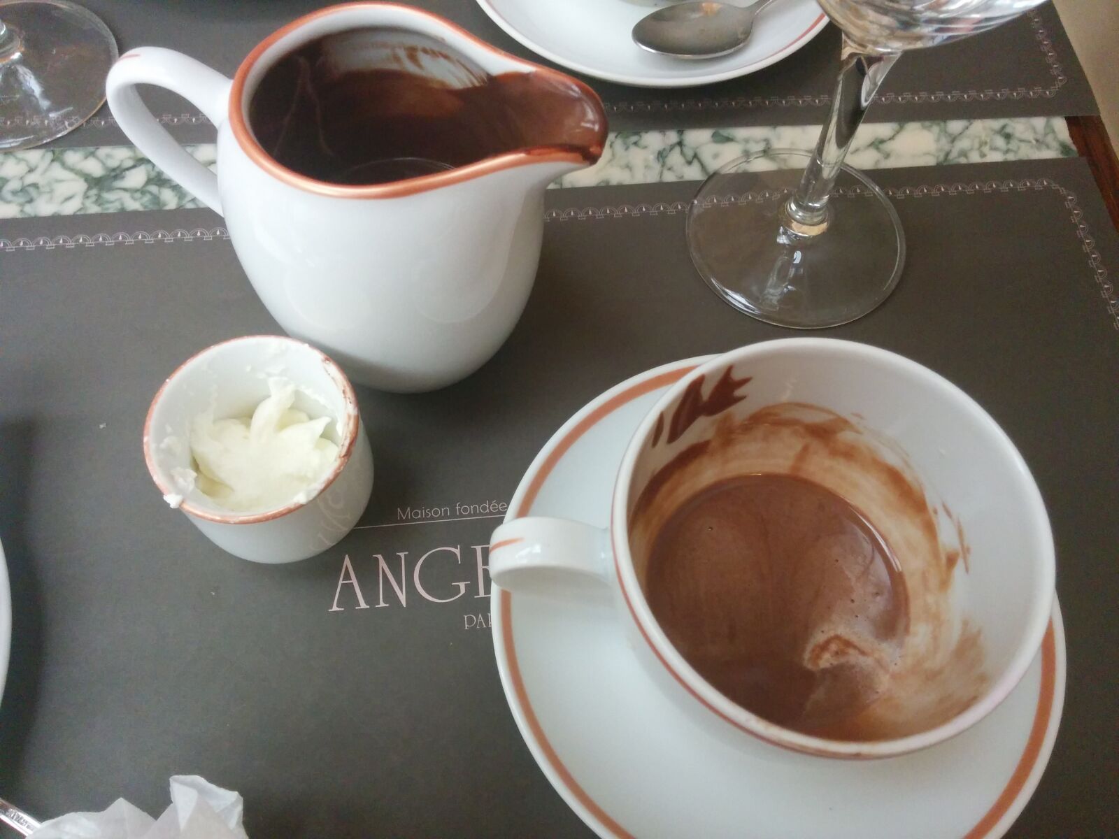 LG Nexus 5 sample photo. Paris, france, hot chocolate photography
