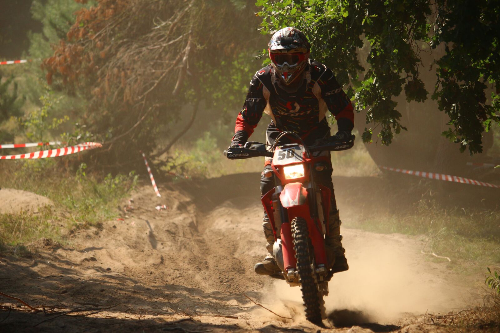 Canon EOS 100D (EOS Rebel SL1 / EOS Kiss X7) sample photo. Motocross, enduro, motorsport photography